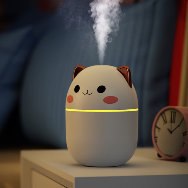 Joli pulvérisateur de brouillard froid pour chats